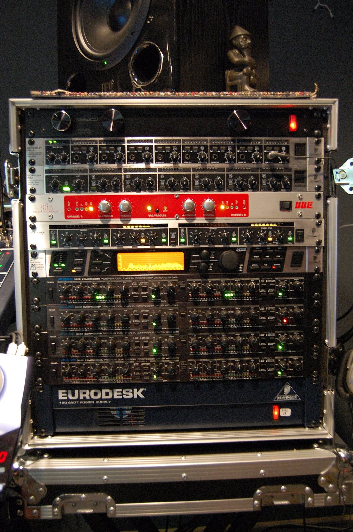Ultracurve DEQ2496